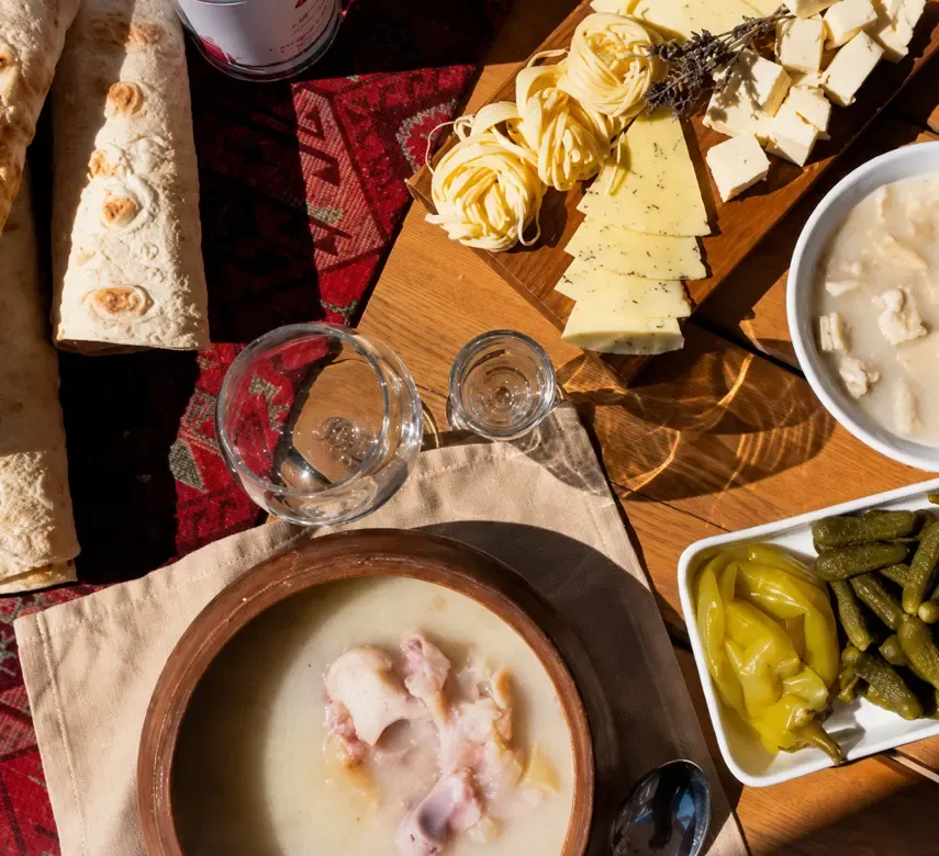 Խաշ լեռներում